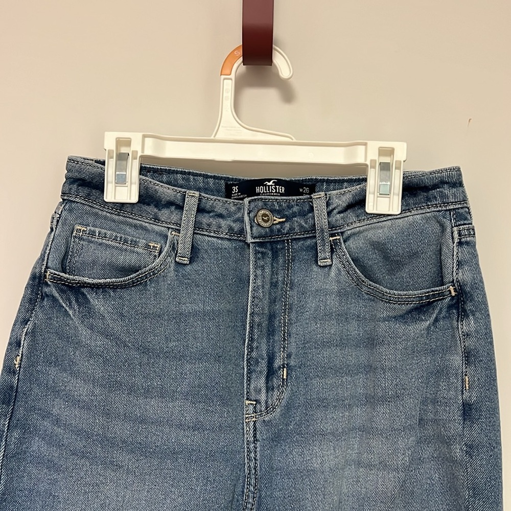 Hollister jeans.  W 26 L 25. Great condition. - Picture 3 of 7